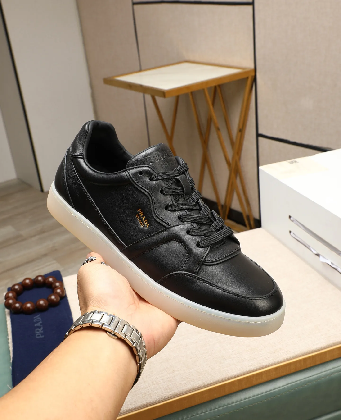 Men's shoes 💰580 🌹🌹[PRADA—Prada] 2025 latest model 🙈original replica! 👟👟👟Available here. The workmanship is top-notch. The upper is made from Italy. 🇮🇹Imported first-layer cowhide. ❗️Breathable genuine leather lining @Suitable for travel. The original version has an enlarged engraved sole, making it suitable for all kinds of travels, showing low-key luxury. Let quality speak for itself. Color: Size: 38-45